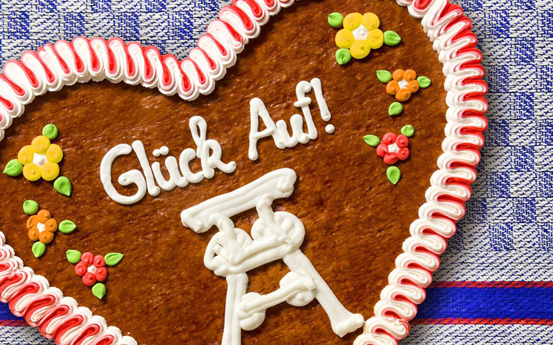 Glück Auf, die Party steigt – 29. Zechenfest auf Zollverein mit „Schwalbentränke“ post thumbnail image