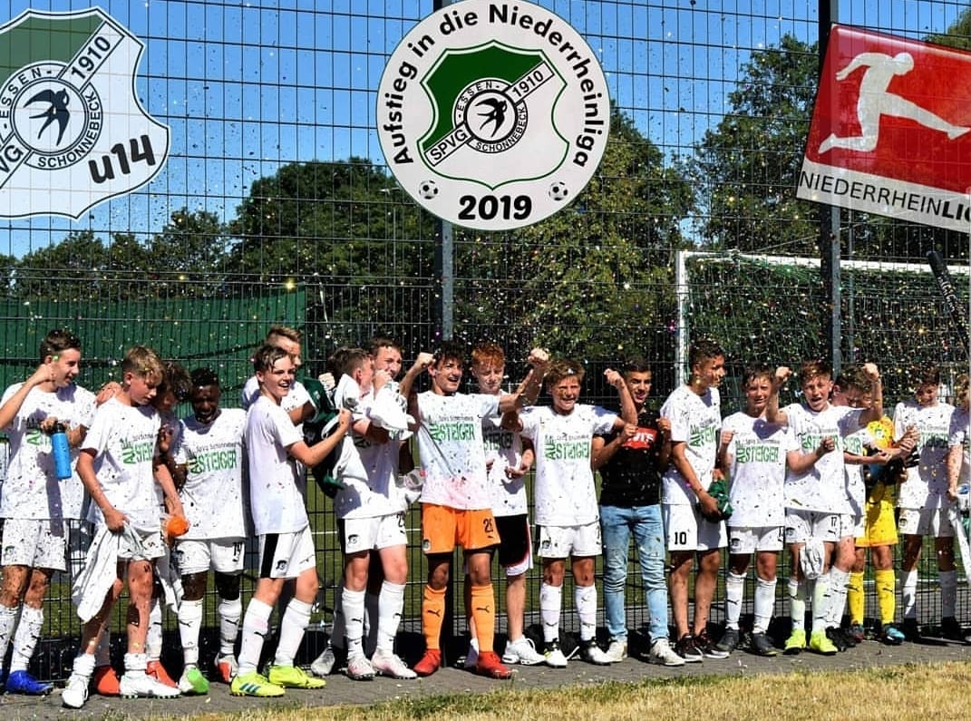 Junioren: U15 steigt in die Niederrheinliga auf post thumbnail image